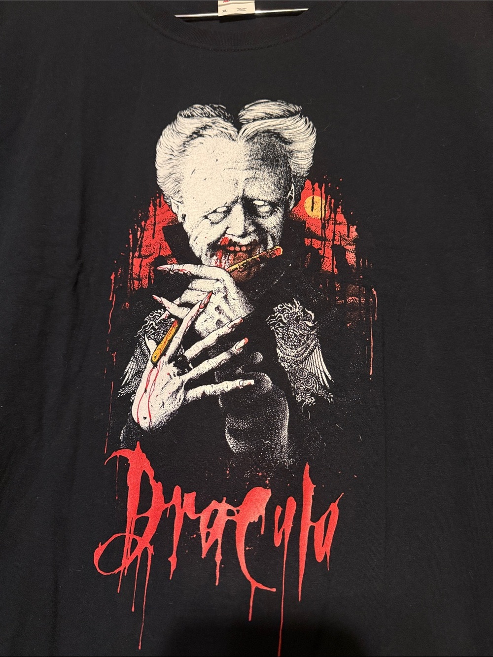 Vintage Y2K Dracula Graphic fruit of the loom tag